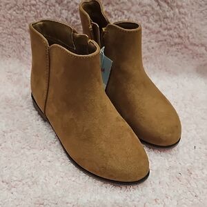 Cat & Jack Tan Kids Boots